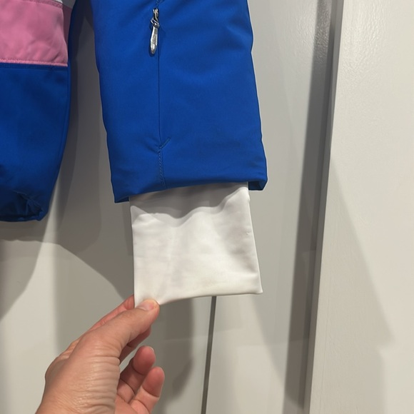 Obermeyer Girls' Ski Jacket | Size 7 | Blue and Pink - Picture 6 of 12